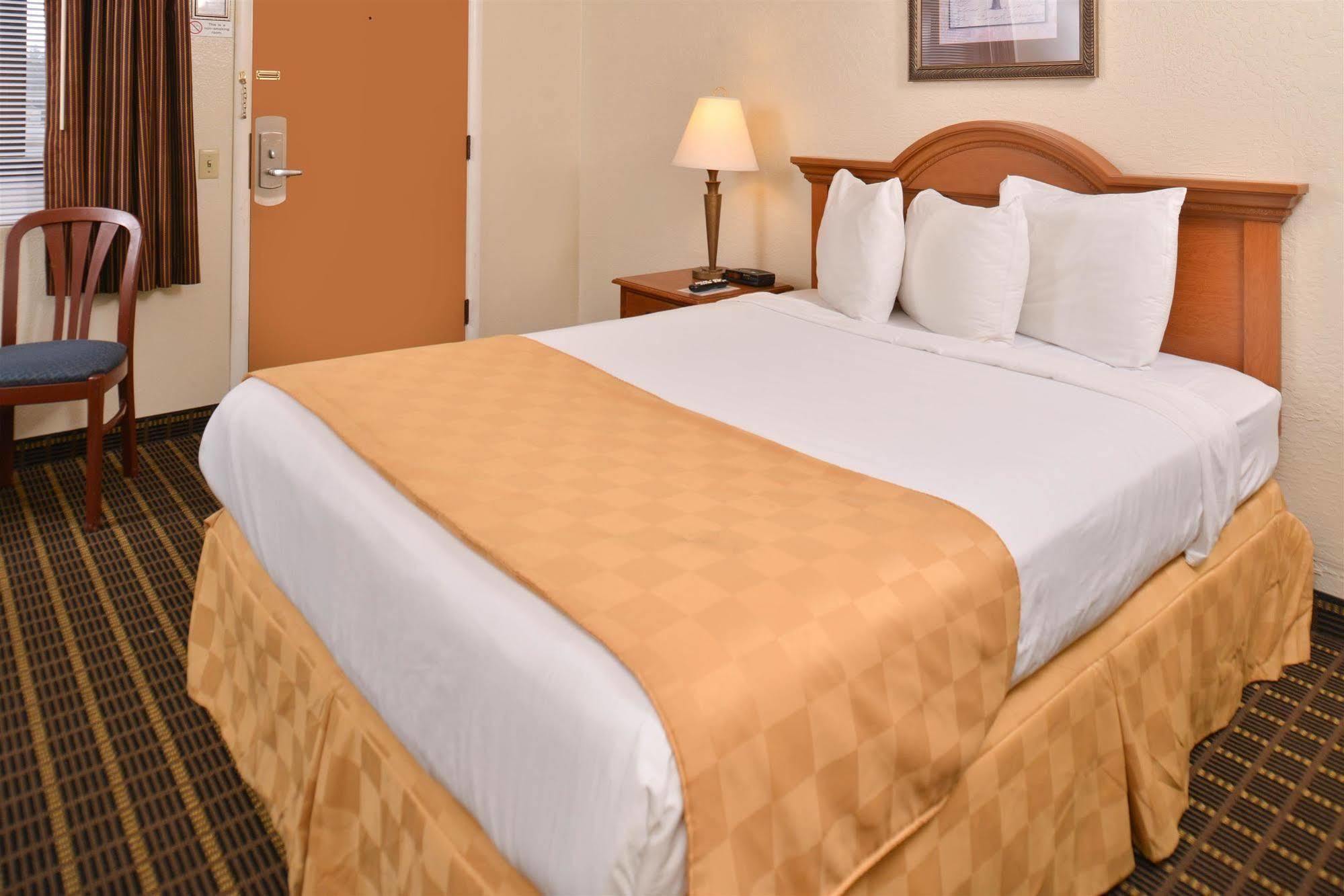 North Coast Inn Crescent City Buitenkant foto